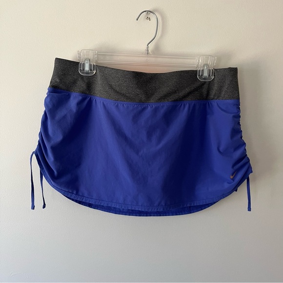Nike Dresses & Skirts - Nike Dri-Fit Tennis Skirt L